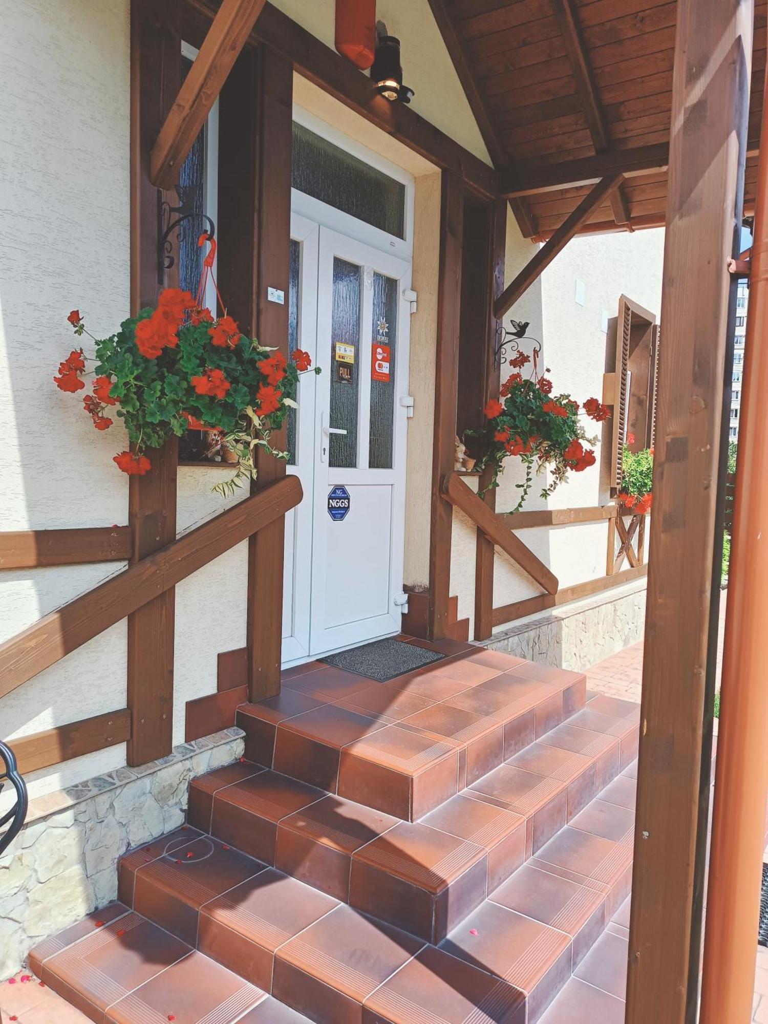 Residence Rooms Bucovina Câmpulung Moldovenesc Dış mekan fotoğraf