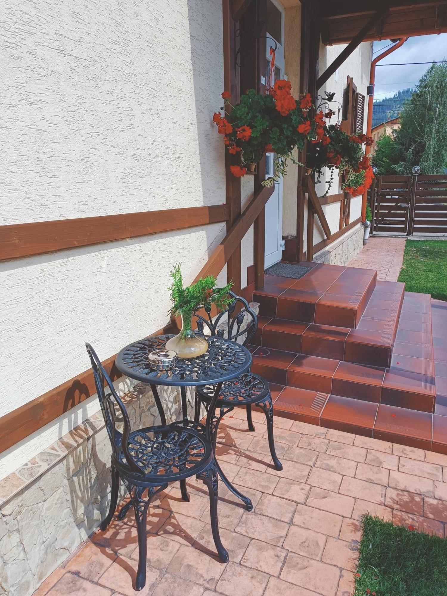 Residence Rooms Bucovina Câmpulung Moldovenesc Dış mekan fotoğraf