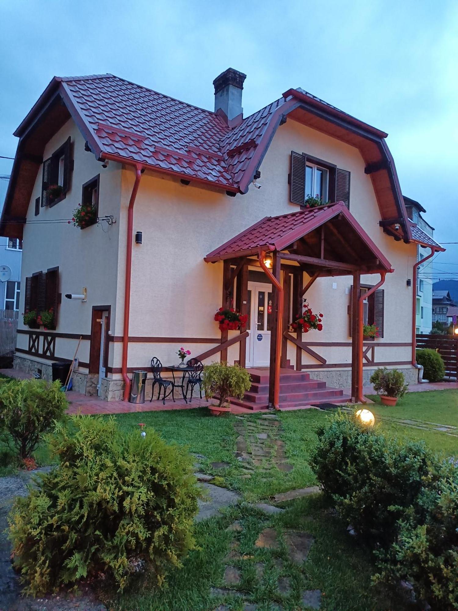 Residence Rooms Bucovina Câmpulung Moldovenesc Dış mekan fotoğraf