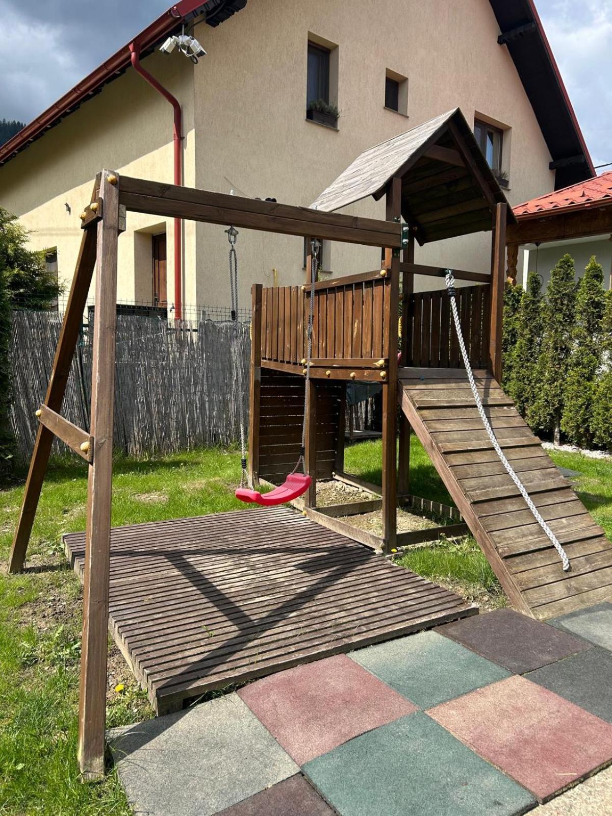 Residence Rooms Bucovina Câmpulung Moldovenesc Dış mekan fotoğraf