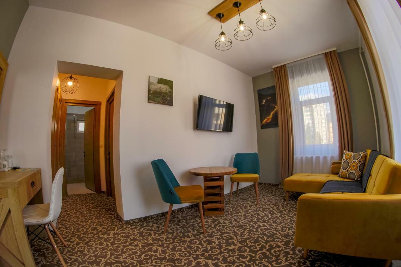 Residence Rooms Bucovina Câmpulung Moldovenesc Dış mekan fotoğraf